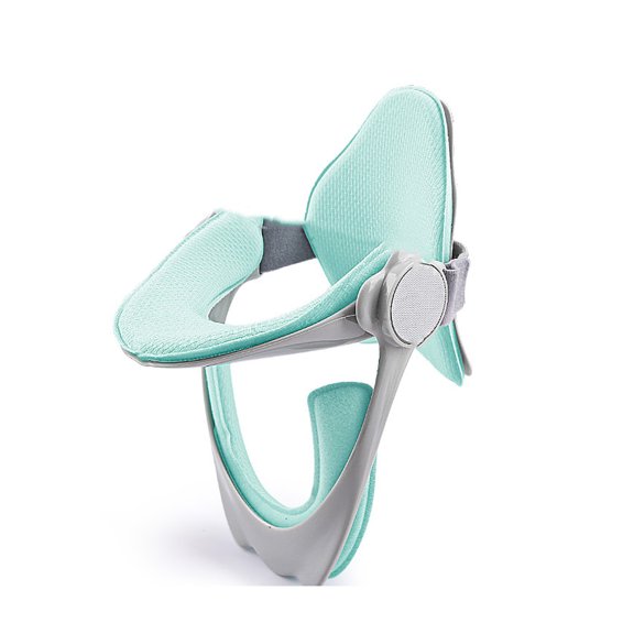 Resilient Neck Brace With Contoured Sponge Padding And Secure Build For Optimal Ease