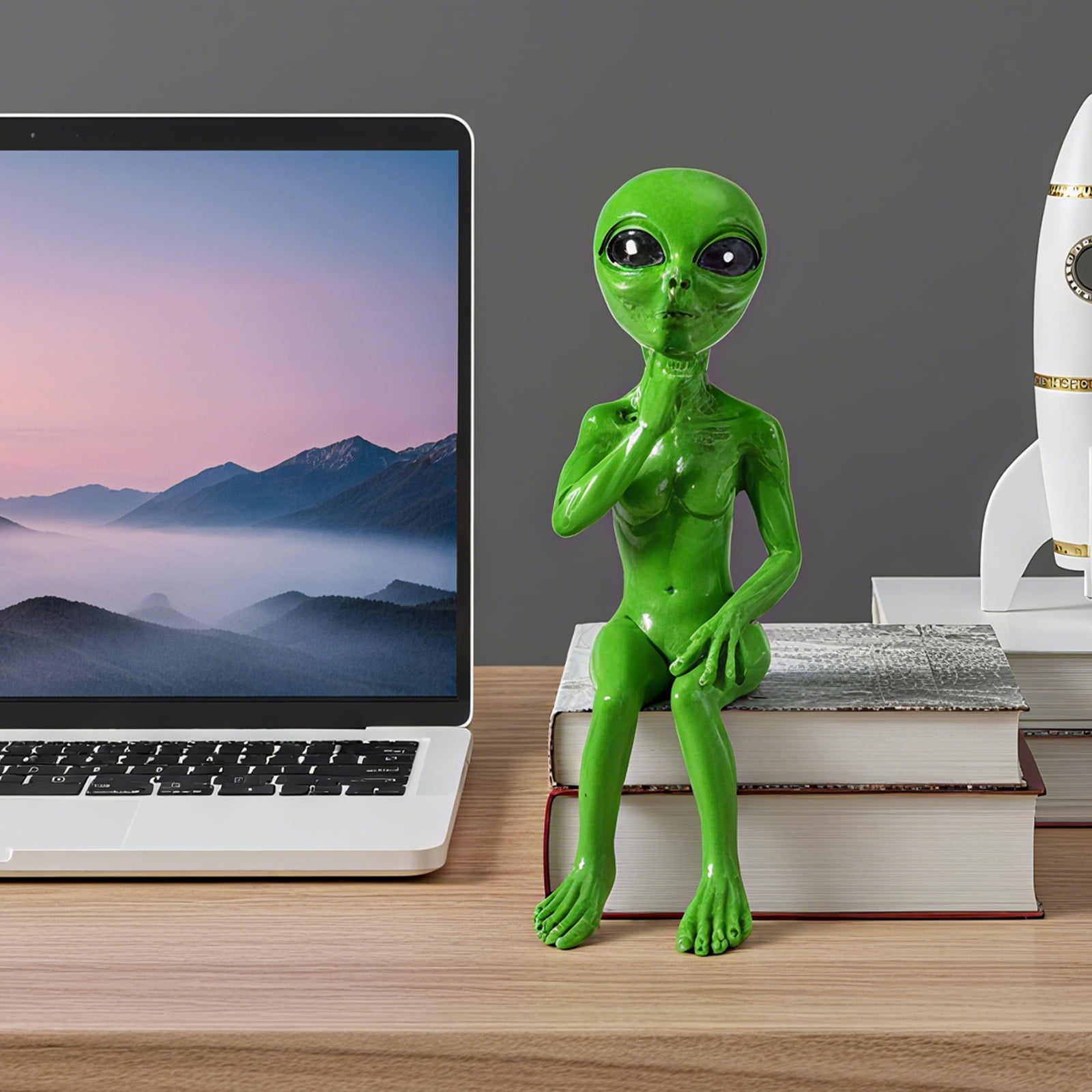 Resin Alien UFO Garden Statue, Whimsical Outdoor Decor for Lawn Patio ...