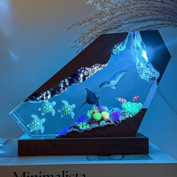 Resin Epoxy Ocean Lamp  Handmade Ocean Life Lamp for Bedrooms Ideal Housewarming Gifts New Home, for Men and Women  Wooden Base and Variable Lights (Humble Pack)