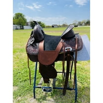 Resistance Western Adult Pleasure Treeless Horse Saddle With Beads On The Skirt