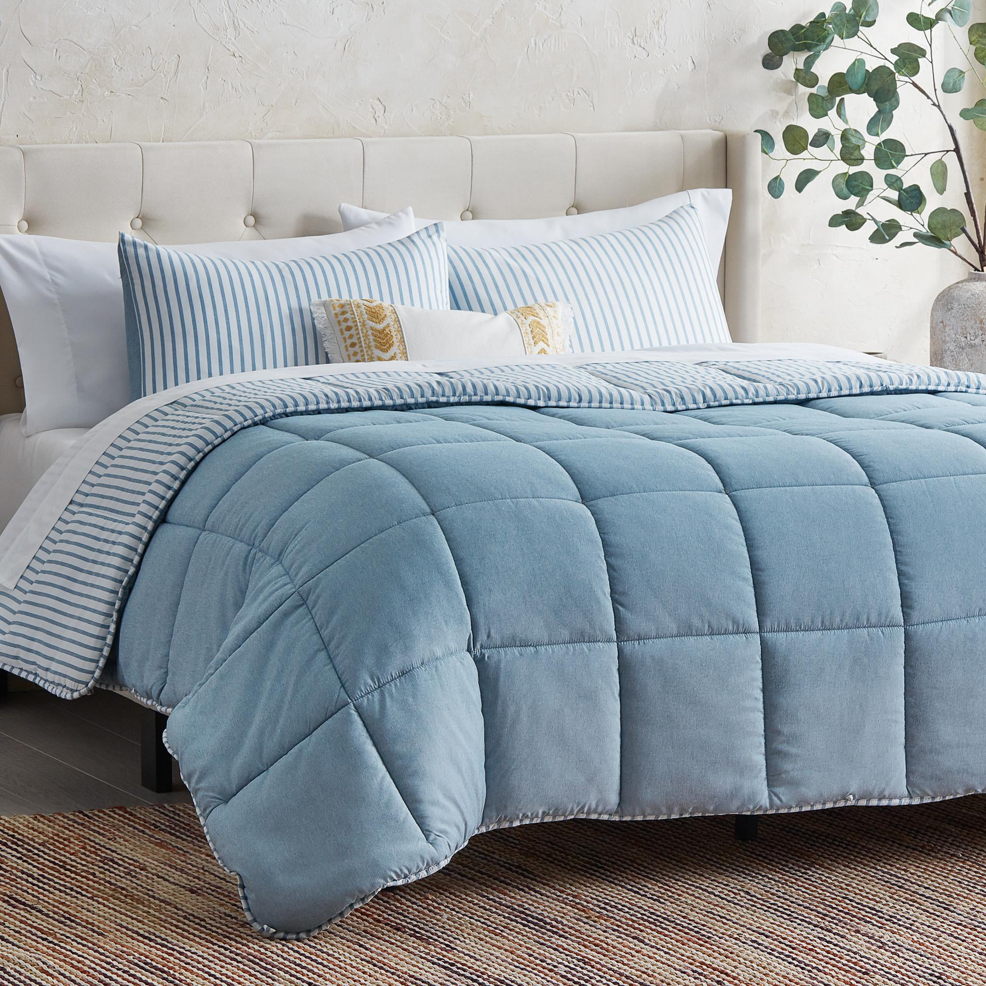Rest Haven Reversible Hypoallergenic Chambray 3 Piece Comforter Set, Full, Blue