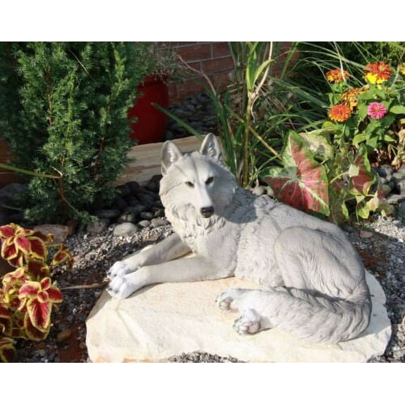 Resting Wise Gray Lone Wolf Figurine Timberwolves Pack Decorative Decor Statue