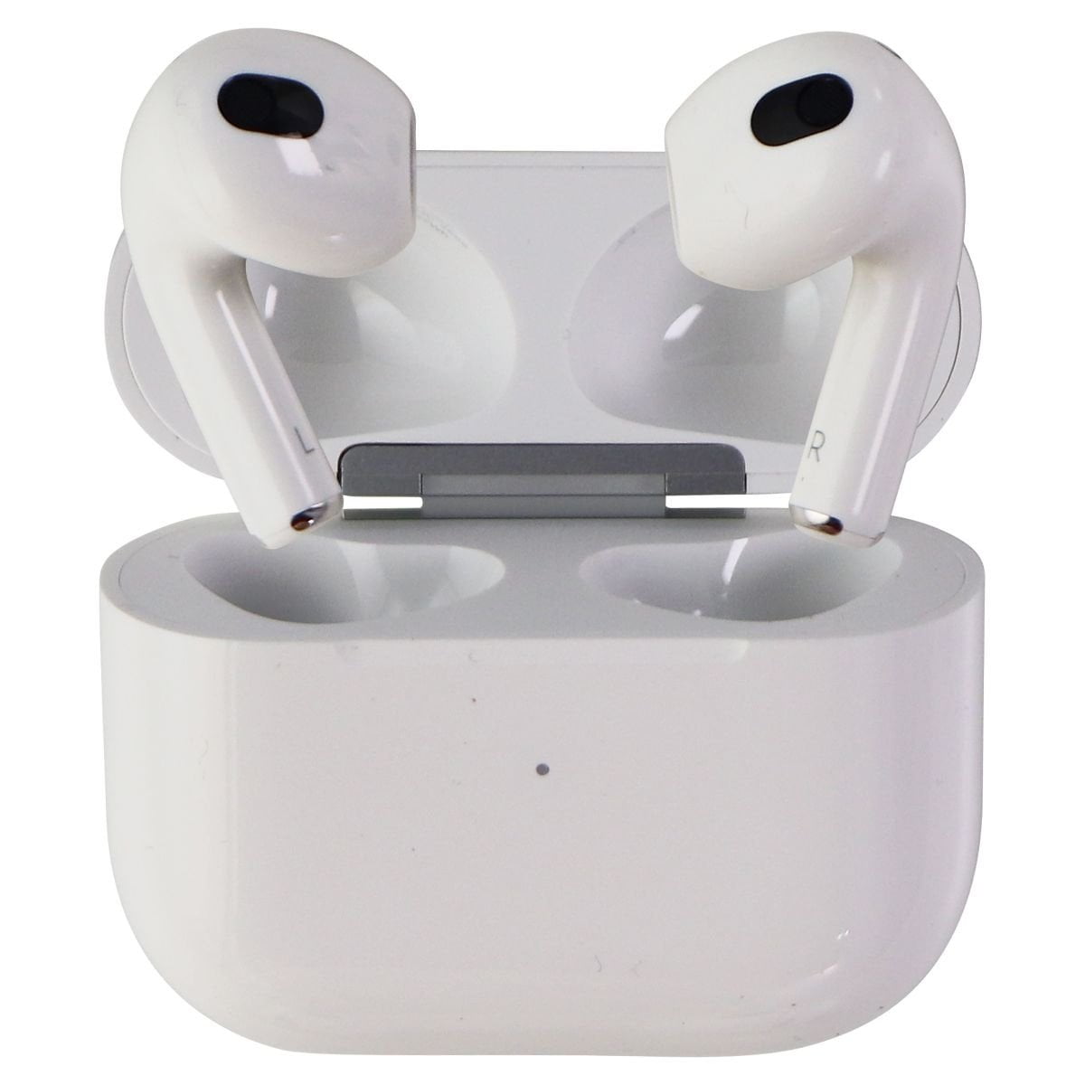 Restored Apple AirPods with Lightning Charging Case (3rd Restored Apple AirPods with Lightning Charging Case (3rd