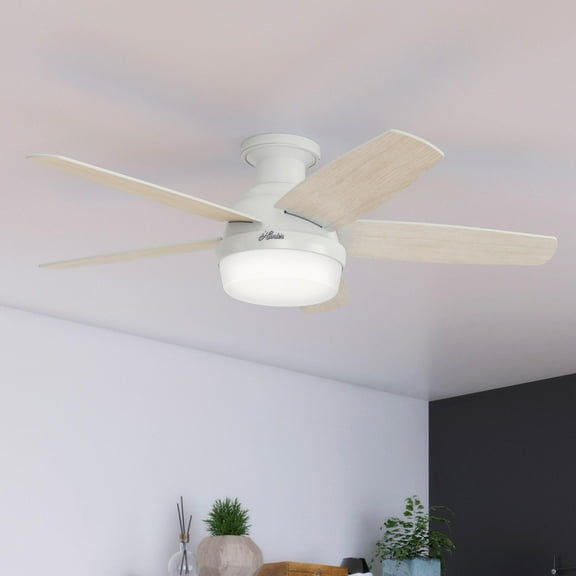 Restored Hunter Fan 48 inch Low Profile Fresh White Indoor Ceiling Fan with Light Kit and with Remote Control (Refurbished)