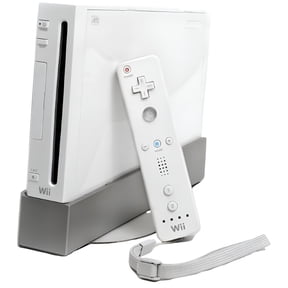 Restored Nintendo Wii Console, 512 MB, White, 1 Piece