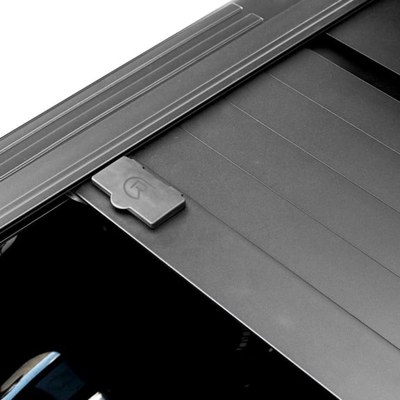 Retrax RetraxPRO MX Retractable Tonneau Cover - 80741 Fits select: 2004-2015,2017-2019 NISSAN TITAN