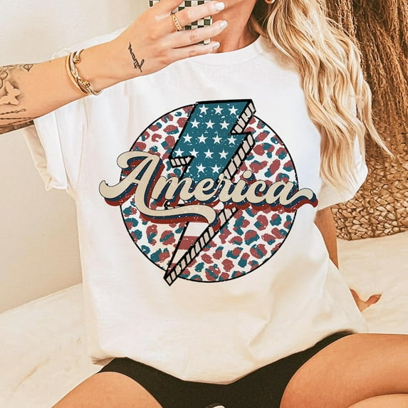 Retro 4th of July T-Shirt – Vintage America Tee with Patriotic Style for Independence Day