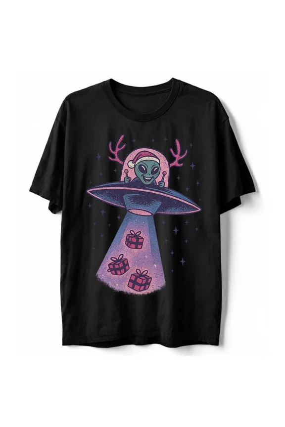 Retro Alien Old Man Abducting Gifts Christmas Funny UFO Holiday Xmas Unisex T-Shirt, up to Size 5XL