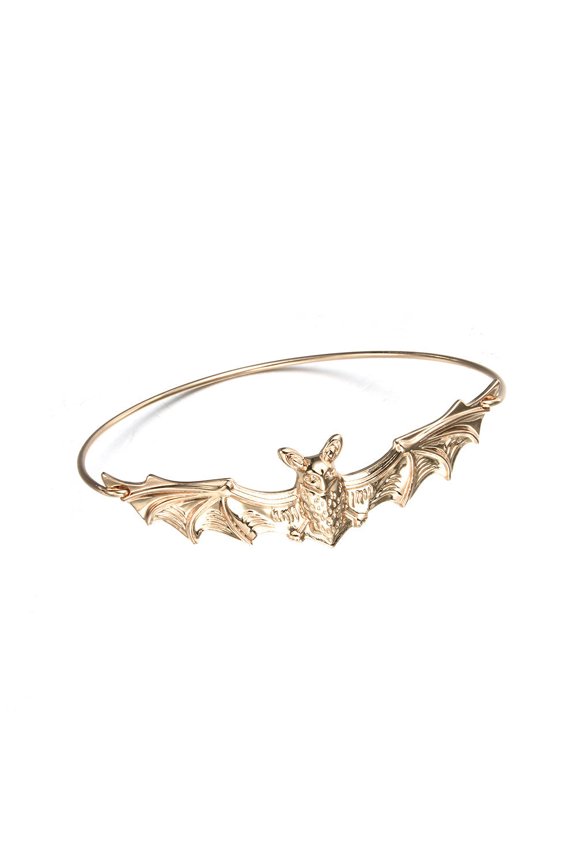 Womens Bat Bracelet Retro Alloy Jewelry Halloween Costume Accessory 6cm Diameter Fashionable Bracelet for Women and