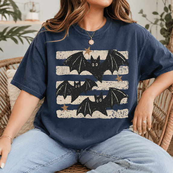 Retro Bats Halloween T-Shirt, Vintage Bat Graphic Comfort Colors Shirt, Spooky Fall Outfit - Navy Blue, L