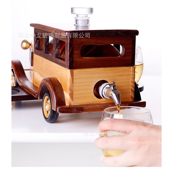 Retro Car Whiskey Whiskey Jug Set (with glasses) - 6-piece set of elegant crystal glass jugs and flat-bottomed cups, suitable for bourbon whiskey, Scotch whiskey, and brandy - Traditional barware gif