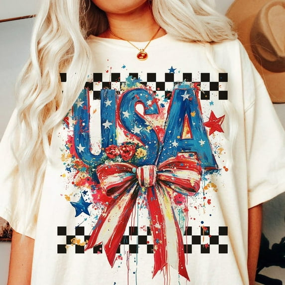 Retro Checkered USA T-Shirt – Vintage Red White Blue America Tee for 4th of July and Patriotic Style