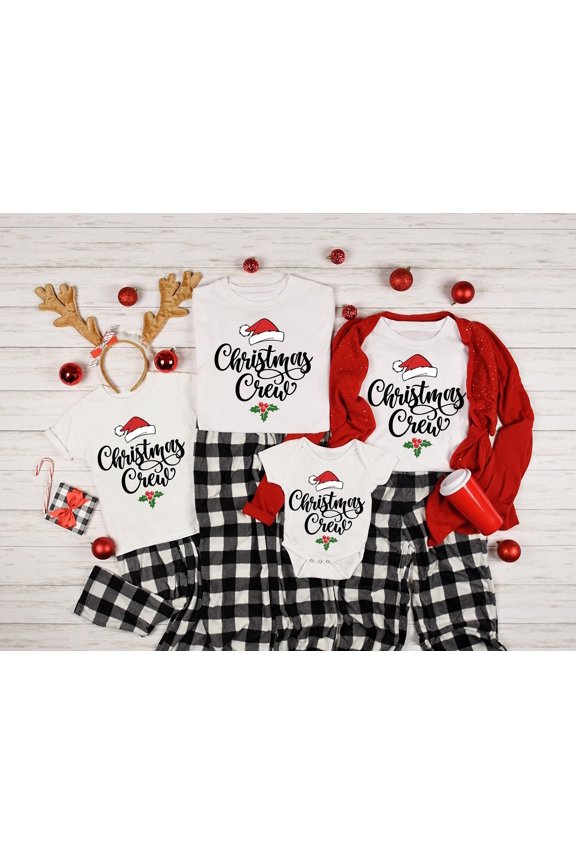 Retro Christmas Tee Holiday Crew Nostalgic Santa Design Soft Cotton Unisex Sizes SXXL Cozy