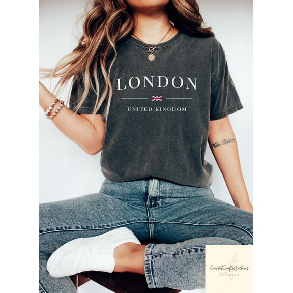 Retro Comfort London T-shirt, England Flag Shirt, London Travel Gift, British Mom Crewneck, London Shirt