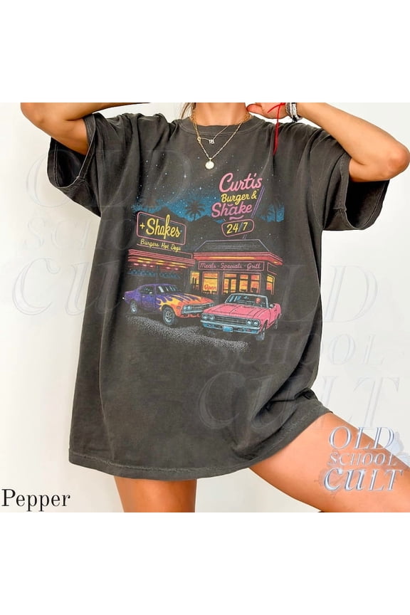 Retro Curtis Burger & Shake Graphic Print T-Shirt | Vintage 24/7 Diner Scene Tee | Classic Car Lovers Unisex Top