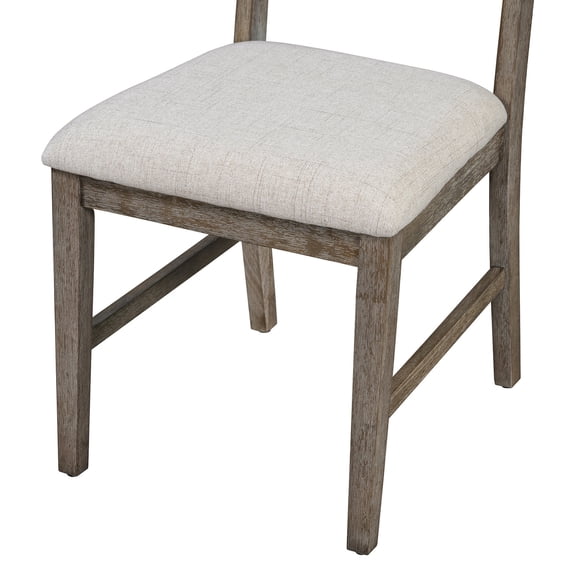 Retro Design Dining Option - Entertaining Guests with a Warm and Inviting Space