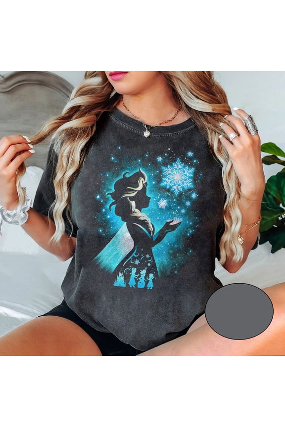 Retro Disney Frozen Elsa Princess Portrait Comfort Colors Shirt, Walt Disney World T-shirt, Disney Princess Group, The Magic Kingdom, Disneyland Vacation,Pepper color,size L