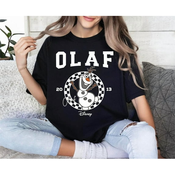 Retro Disney Frozen Olaf Est 2013 Classic Checkered Portrait T-Shirt, Olaf Xmas Shirt, Disneyland Family Matching Tee,Black color,size L