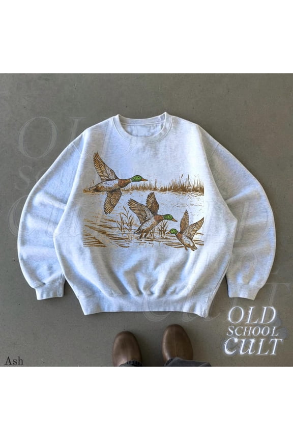 Retro Duck Nature Sweatshirt , 90s Vintage Wildlife Mallard Pullover