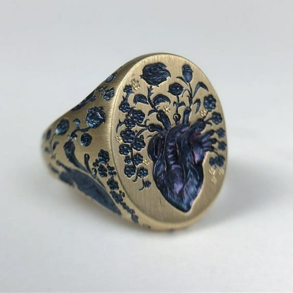 Womens Retro Flower Ring Exaggerated Alloy Fashion Statement Ring Gold Tone Not Inlaid Everyday Wear Cute Fun Jewelry