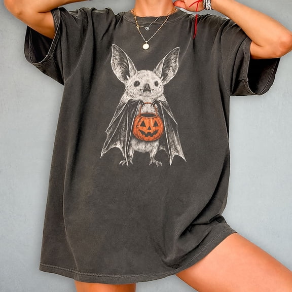 Retro Halloween Bat Pumpkin Gildan 5000 Unisex T-Shirt S-3XL