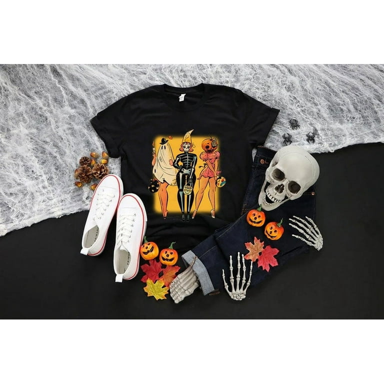 Vintage halloween clothing 2025