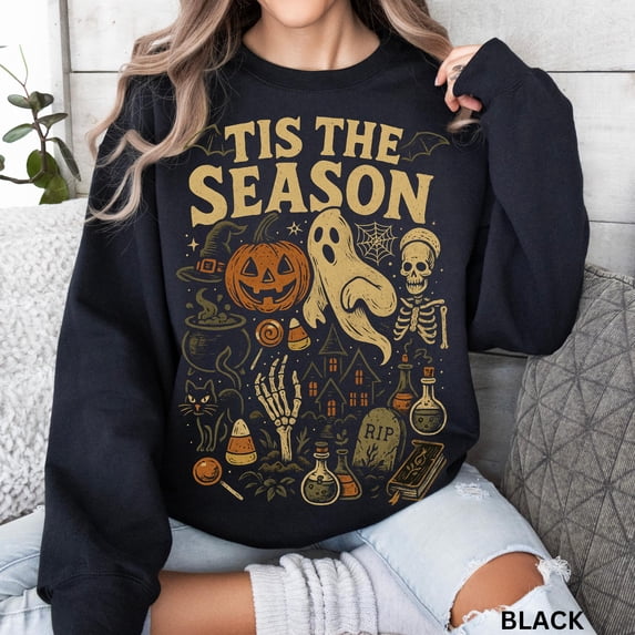 Retro Halloween Sweatshirt, Tis the Season, Vintage Halloween Aesthetic, Womens Halloween Shirt, Pumpkin Ghost Oversized Sweatshirt