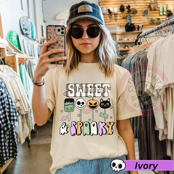 Retro Halloween T-Shirt, Sweet and Spooky, Vintage Halloween Shirt, Retro Halloween, Fall Apparel,Spooky Season Pumpkin Shirt TH030628