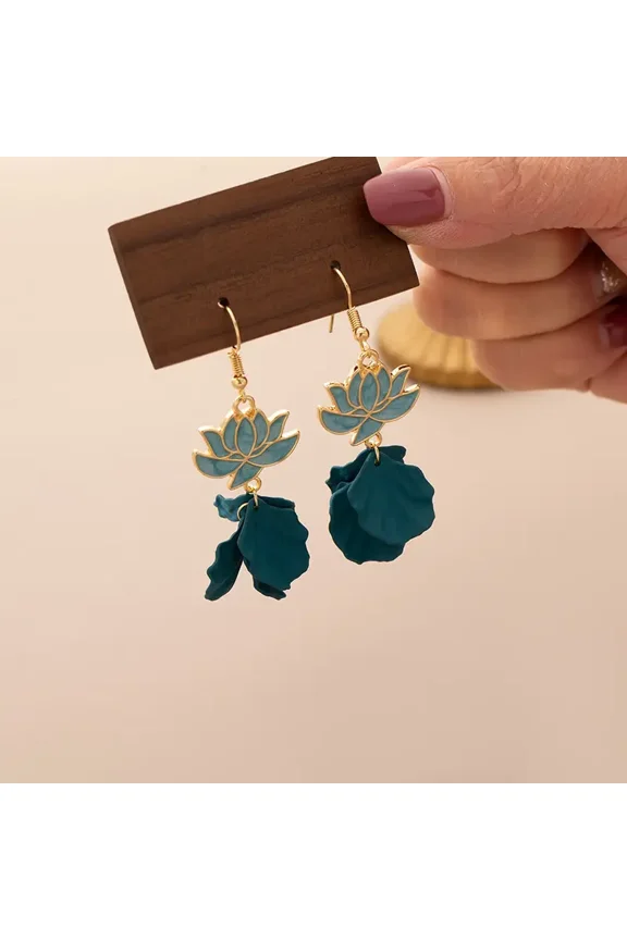 Retro Hook Earrings Sense Petal Pendant Ear Piercings Women Jewelry