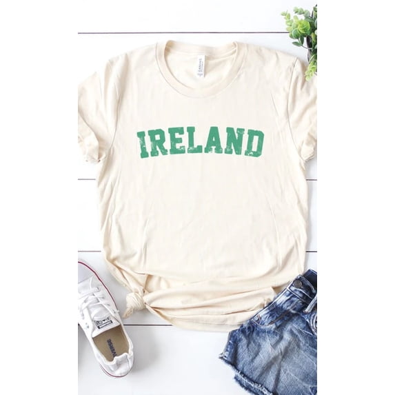 Retro Ireland Graphic Tee T-Shirt PLUS