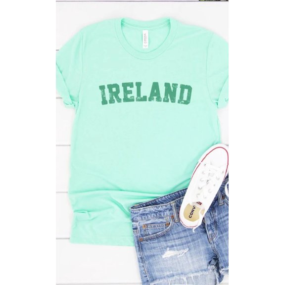 Retro Ireland Graphic Tee T-Shirt