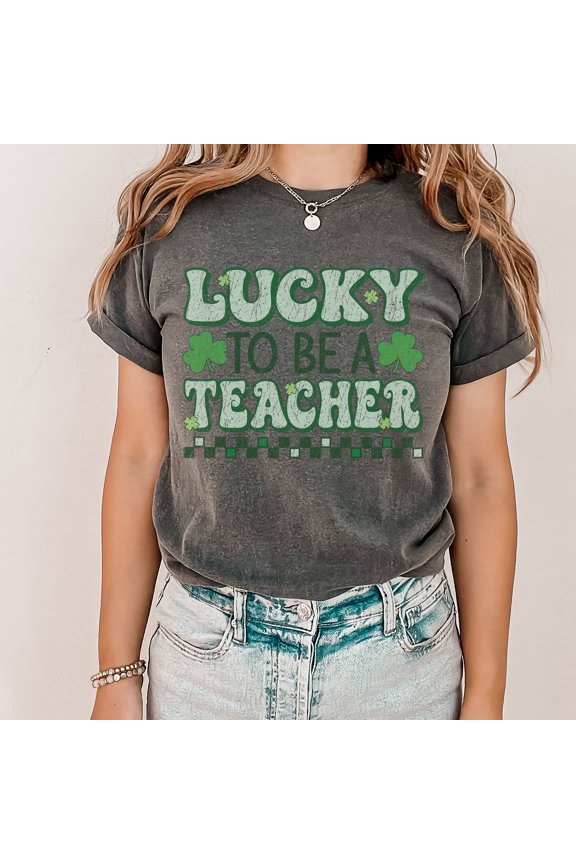 Retro Lucky Teacher St. Patrick's Day Comfort Colors Shirt, Shamrock St. Patty's Day T-shirt, St. Patrick's Day Graphic Shirt Design (Colors:Pepper; Sizes:S;)