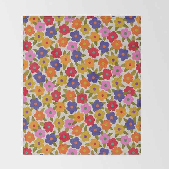 Retro Multicolor Five-Petal Floral Fleece Blanket, Polyester Fleece Fabric, 280 GSM, Allover Flower and Leaf Pattern