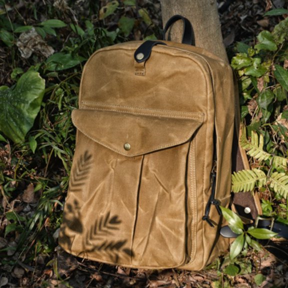Retro Outdoor Large Capacity Canvas Stitching Backpack,Khaki