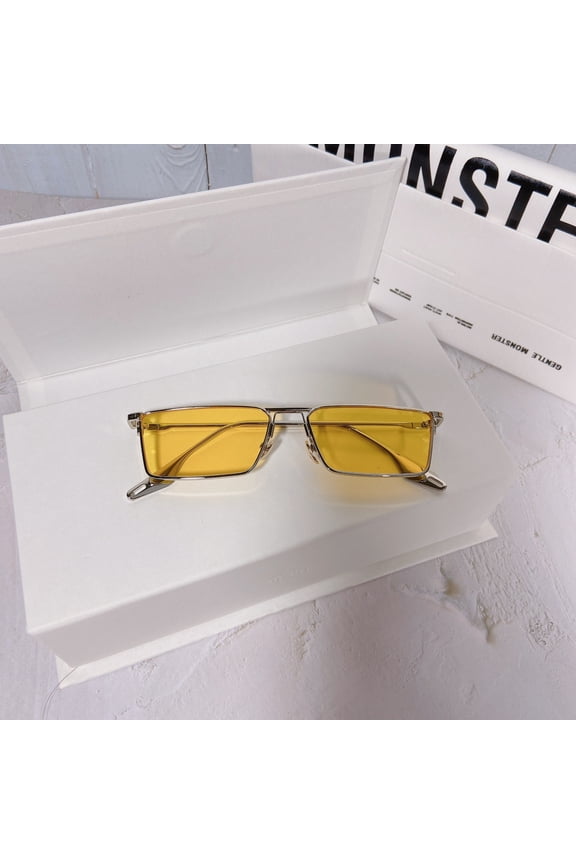 Retro Personalized Metal Sunglasses for Men | Fashion Wear | AC Lenses | Durable Frame