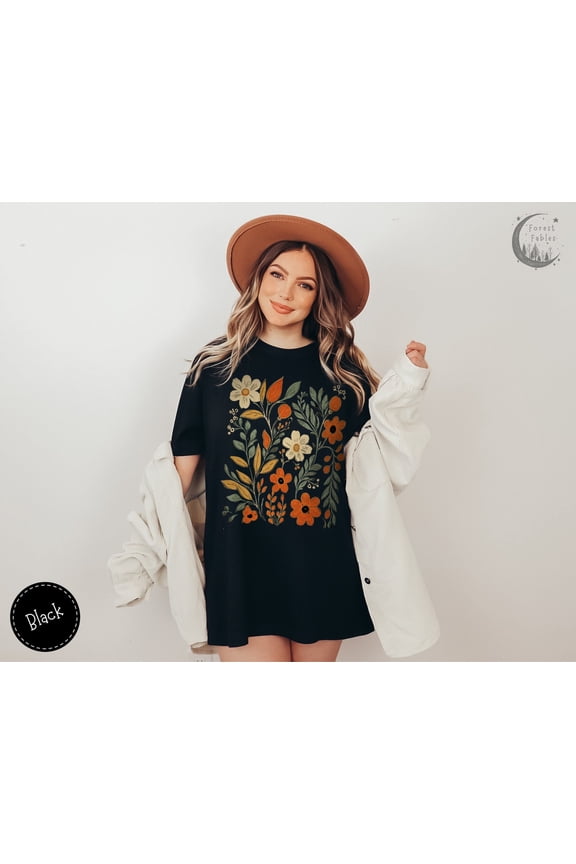 Retro Pressed Wildflower Shirt, Art Nouveau Flower TShirt, Floral Boho Shirt, Vintage Floral T-Shirt, Cottagecore Botanical Tee