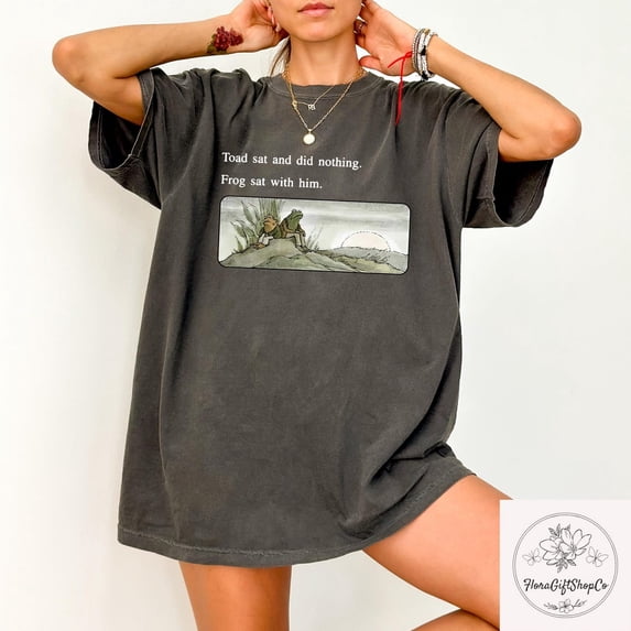 Retro Shirt Frog And Toad Frog And Toad Tclassic Book Lover Tee, Aesthetic Womens 90S Graphic Book Lover