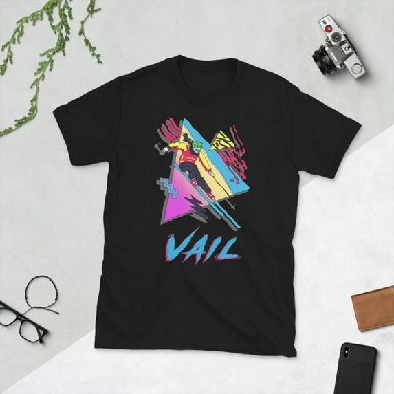 Retro Skiing Shirt Skier Gift Vintage Colorado Tee Vail Unisex T-Shirt