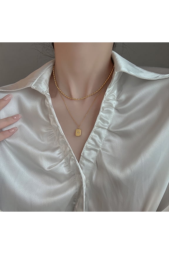 Retro Stereo Square Plate Eight Awn Star Diamond Pendant Necklace