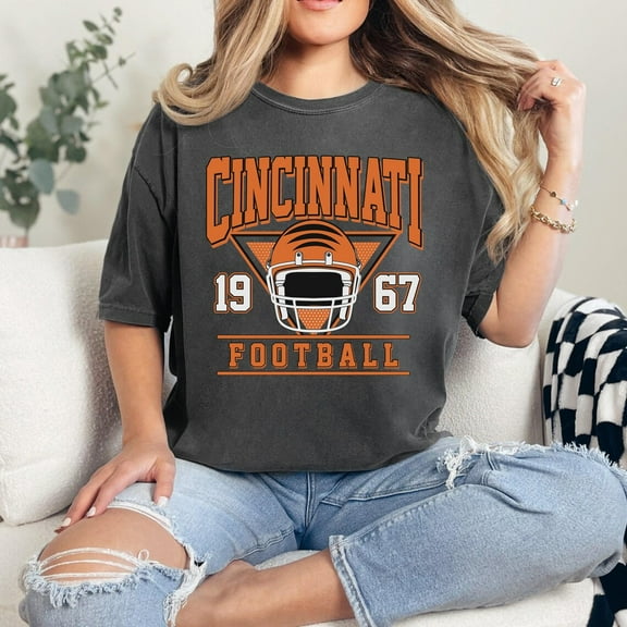 Retro Style Cincinnati Football Shirt, Cincinnati Football T-shirt, Cincinnati Fan Gifts,Charcoal Color,Size 3XL