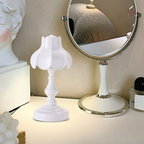 Retro Style Decorative Tabletop Lamp USB Rechargeable Night Light for Bedroom European Vintage Mini Bedside Home Bedroom LED Night Light Ornaments with Level Dimmable Warm Glow