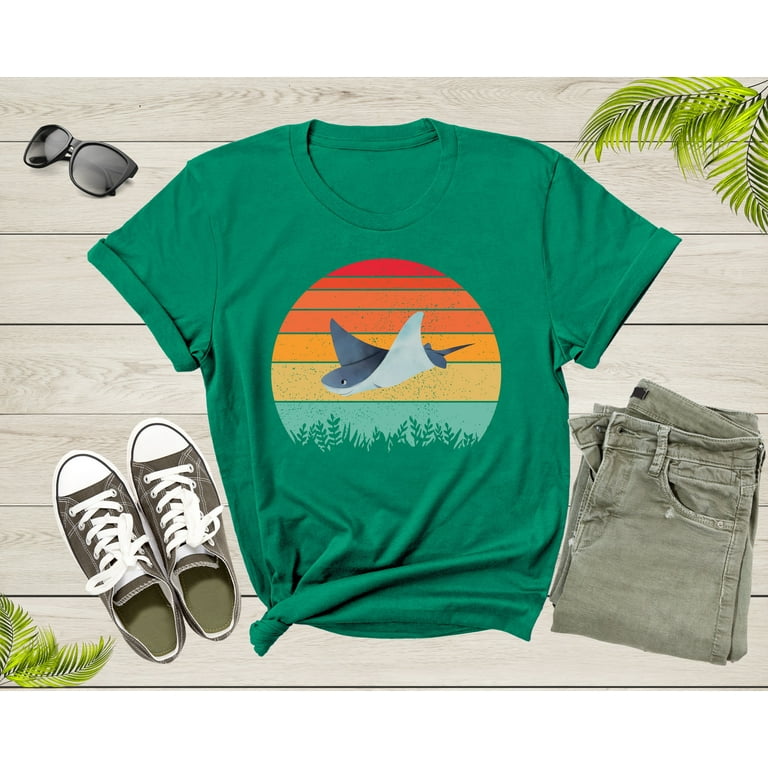 Retro Manta Ray Shirt, Vintage Ocean Animal Tee Gift Retro Manta Ray Shirt, Vintage Ocean Animal Tee Gift