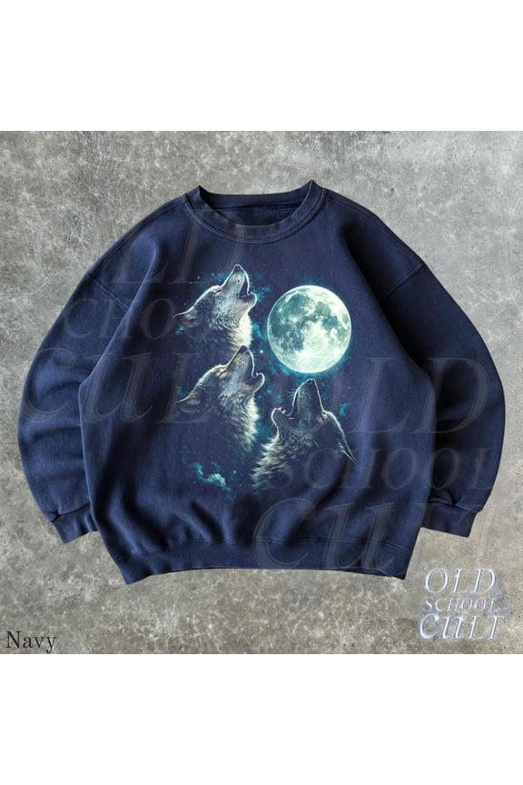Retro Three Wolf Moon Sweatshirt, Vintage 90s Wolves Howling Crewneck, Wildlife Sweater, Unisex Nature Pullover