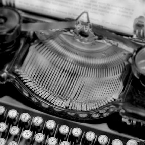 Retro-Typewriter - 4 Poster Print by Alan Blaustein (12 x 12)