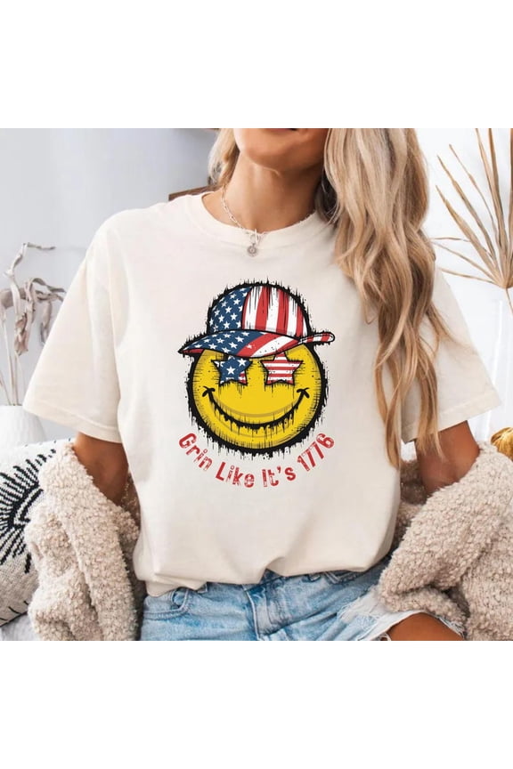 Retro USA Smiley Face Graphic Tee, Grin Like Its 1776 Red White Blue Patriotic Design Comfort Colors Unisex Cotton T-Shirt, Size S-3XL