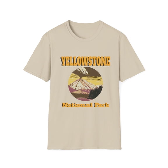 Retro Vintage Outdoors Hike Graphic Gift Yellowstone National Park Tourist Travel Men Women Unisex Softstyle T-Shirt