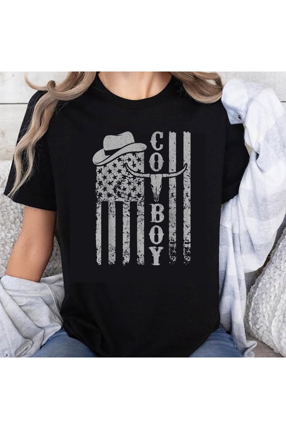 Retro Western American Flag Graphic Tee - Vintage Country Rodeo Longhorn Skull T-Shirt for Men Women - Distressed Texas Style Casual Top