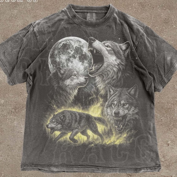 Retro Wolf Shirt For Men Women, Vintage 90S Style Graphic Tee, Spirit Animal Grunge, Howling Wolf Pack T-Shirt DARK HEATHER Unisex S-5XL Hot Trending Shirt, Vintage Birthday Gift