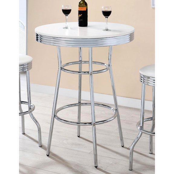 Retro chrome rim on tabletop / Perfect for a nostalgic kitchen setting