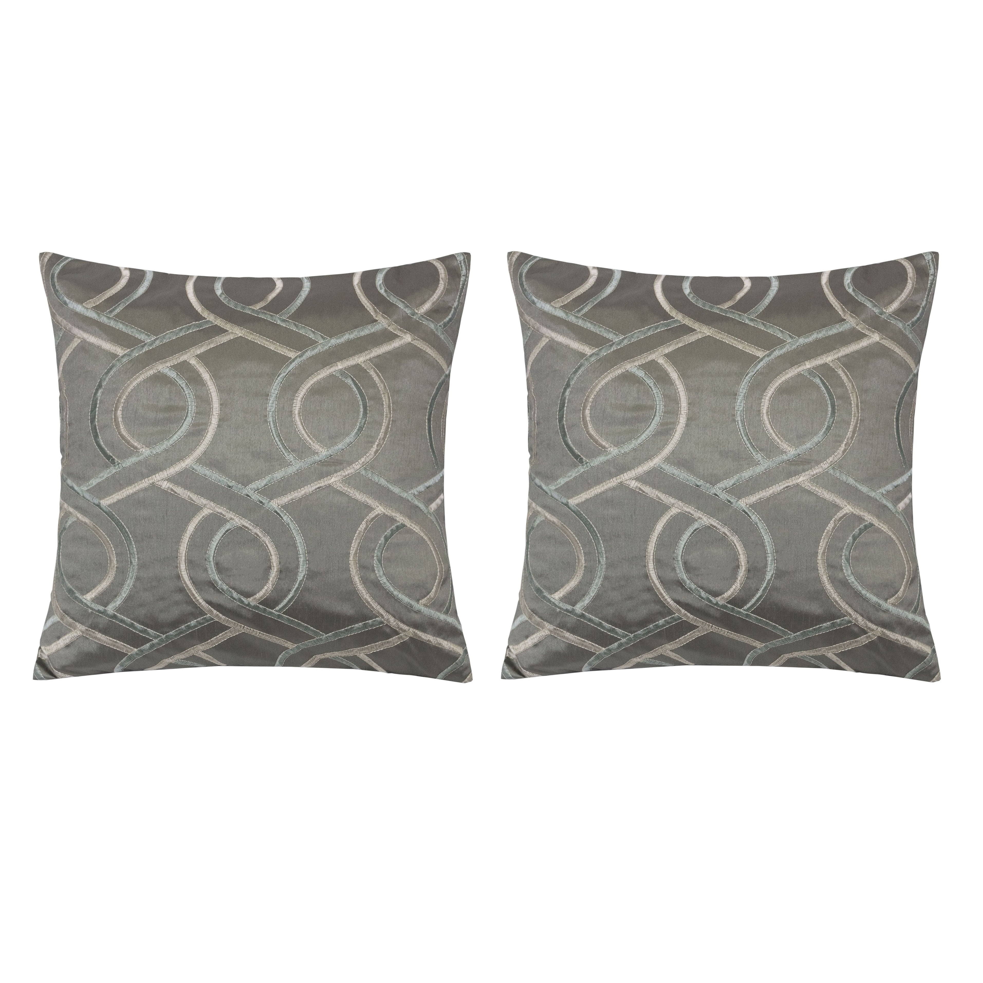Retta Gray Geometric Polyester 20 in. x 20 in. Throw Pillow (Set of 2)